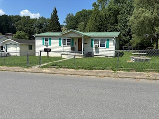 404 Highlawn Park Ave, Oak Hill, WV 25901
