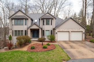 2111 Sumac Ln, Appleton, WI 54915