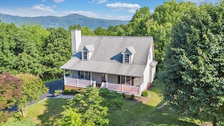 828 Ray St, Roanoke, VA 24019