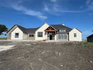 300 Ryker Ln, Gunter, TX 75058