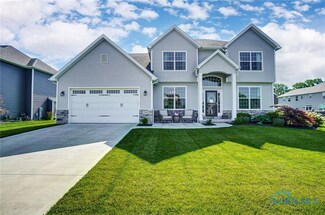 794 River Lake Ct, Waterville, OH 43566