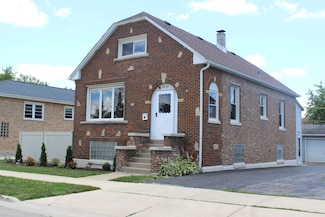 8555 44th Place, Lyons, IL 60534