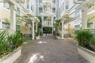 655 12th St Unit 311, Oakland, CA 94607