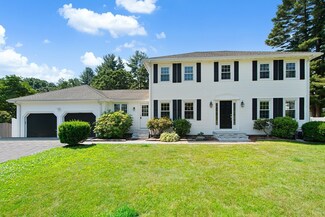 14 Reservoir Dr, Southborough, MA 01772