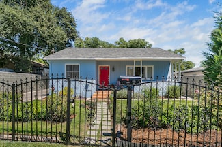2124 Alta Pasa Dr, Altadena, CA 91001