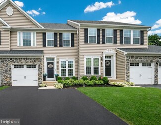150 Briarwood Ln, Colmar, PA 18915