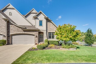 3 Westmoreland Ln, Naperville, IL 60540