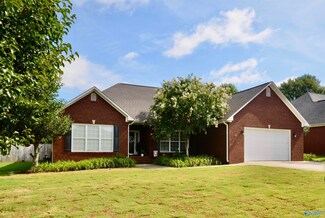 605 Haley Ann Dr SW, Hartselle, AL 35640