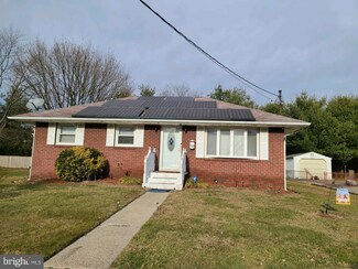 15 Marsden Ave, Penns Grove, NJ 08069