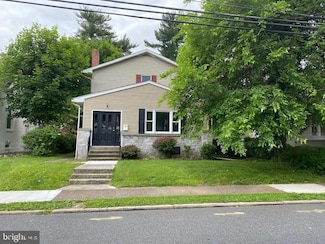 3005 Market St, Camp Hill, PA 17011
