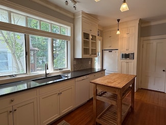 7 Gardenside St Unit SF, Roslindale, MA 02131