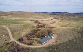 6258 Highway 28, Lander, WY 82520