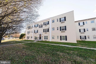 2237 Farrington Ave Unit 6-204, Alexandria, VA 22303