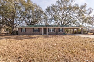 5630 Oak Ln, Millbrook, AL 36054