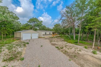 3306 Fm 1697 Rd, Ledbetter, TX 78946