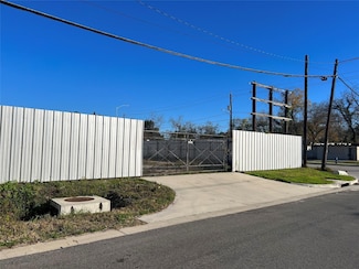 6005 Laura Koppe Rd, Houston, TX 77016