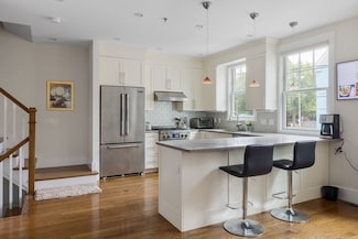 7 Ballord Place Unit A, Cambridge, MA 02139