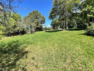 4548 Massillon Rd, North Canton, OH 44720