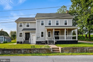 8255 Mertztown Rd, Alburtis, PA 18011