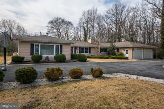3906 W Shore Dr, Edgewater, MD 21037