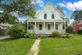 23 Summer St, Northborough, MA 01532