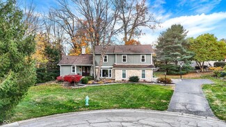 95 Williamsburg Ct, Zionsville, IN 46077