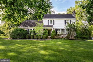 605 Golf Club Rd, Newtown Square, PA 19073