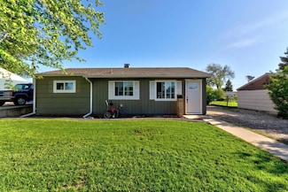 426 E Oakland St, Rapid City, SD 57701
