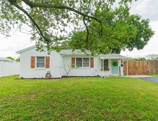 1609 Winchester Rd N, Saint Petersburg, FL 33710