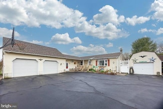 1224 Saint Pauls Church Rd, Pennsburg, PA 18073