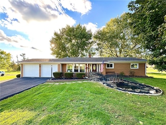 3025 Spring Garden Ave, New Castle, PA 16105