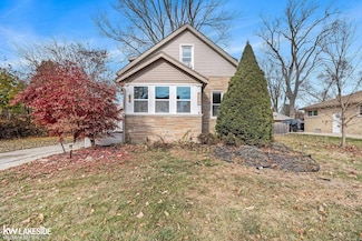 1809 Taylor Ave, Royal Oak, MI 48067