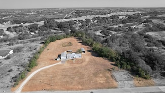 337 County Road 2518, Moore, TX 78057