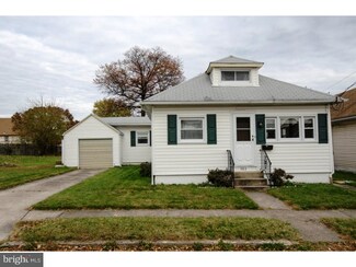 1023 Langley St, Marcus Hook, PA 19061
