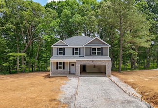 2 Woodland Dr, Dickson, TN 37055