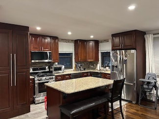 159-2 Cross Island Pkwy Unit 6-22, Whitestone, NY 11357
