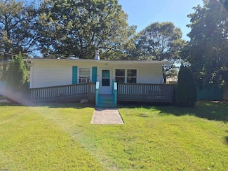 6 Robin Rd, Egg Harbor Township, NJ 08234