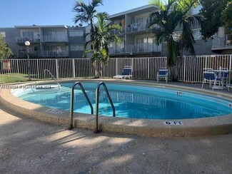 7713 SW 88th St Unit A103, Miami, FL 33156