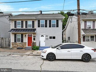 16 Morgan St, Phoenixville, PA 19460