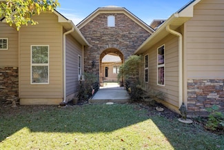 415 County Road 466, Hanceville, AL 35077