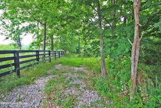 9445 Bob Rogers Rd, Frankfort, KY 40601