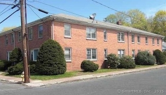 39 Roberts St Unit 6, Seymour, CT 06483