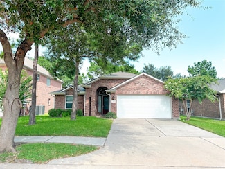 10010 Bald Ridge Ln, Houston, TX 77095