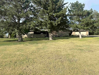 5212 Memory Ln, Guymon, OK 73942