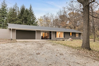 12776 150th Ave, Indianola, IA 50125