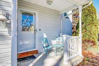 25 Pearl St, Allentown, NJ 08501