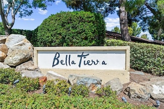 25541 Indian Hill Ln Unit P, Laguna Hills, CA 92653
