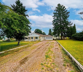 1203 1st St E, Polson, MT 59860