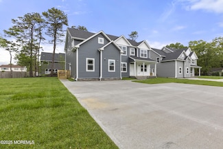 801 Commonwealth Blvd, Toms River, NJ 08757