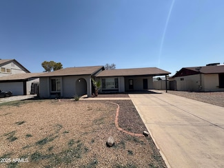 6433 W Sunnyslope Ln, Glendale, AZ 85302